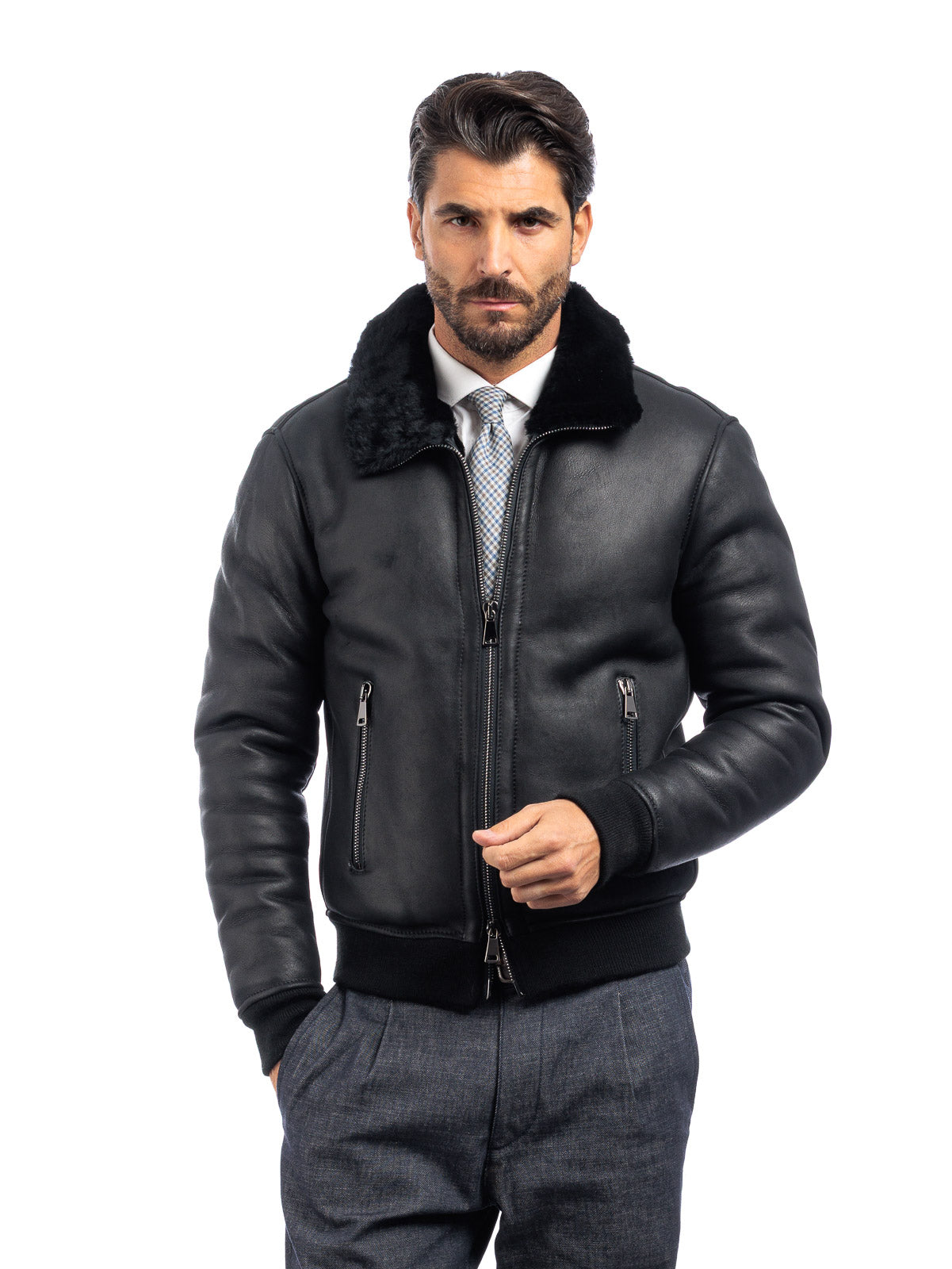 Bomber 22 interamente in montone nero con zip