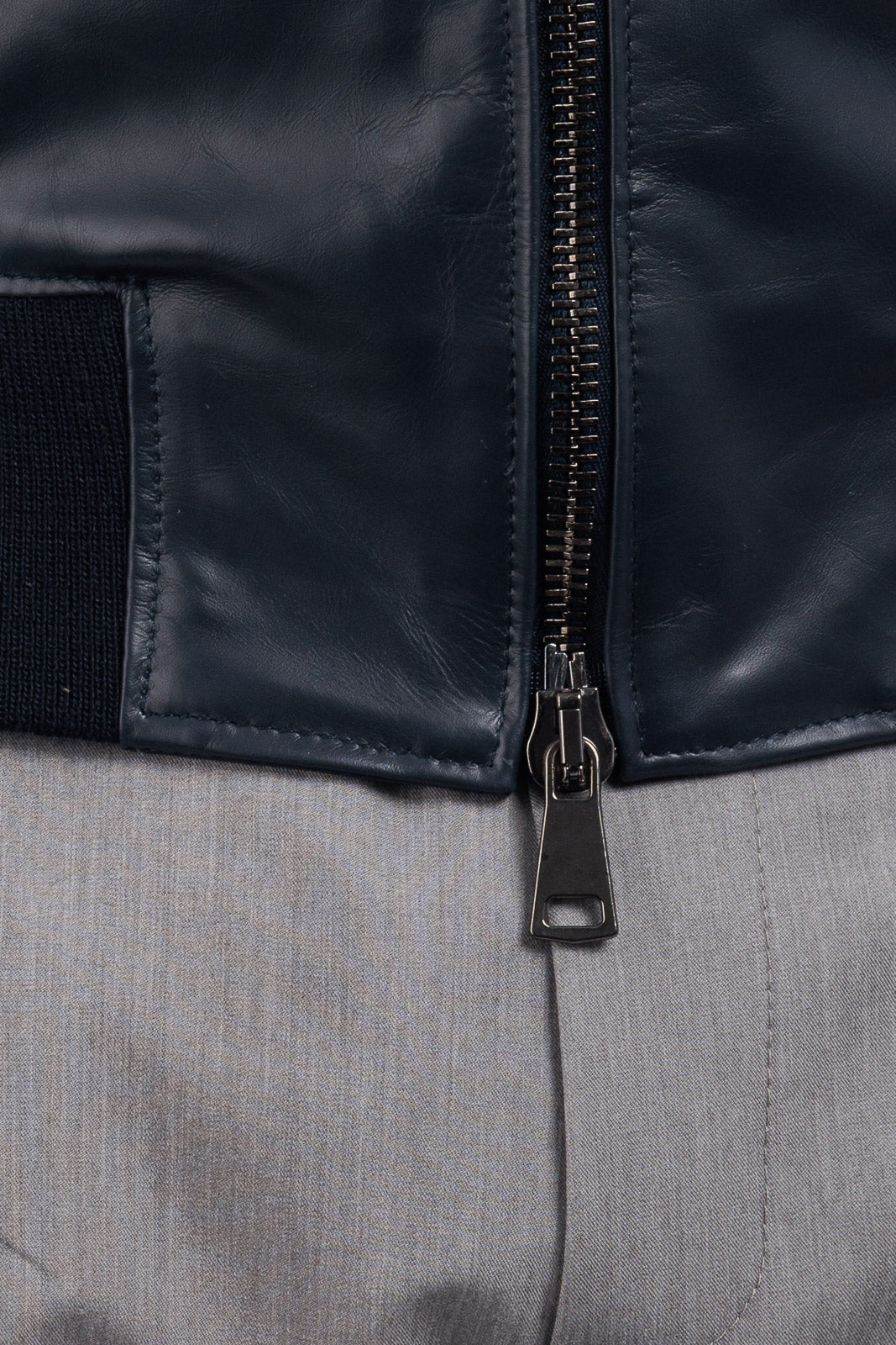 Bomber in pelle con zip GP blu