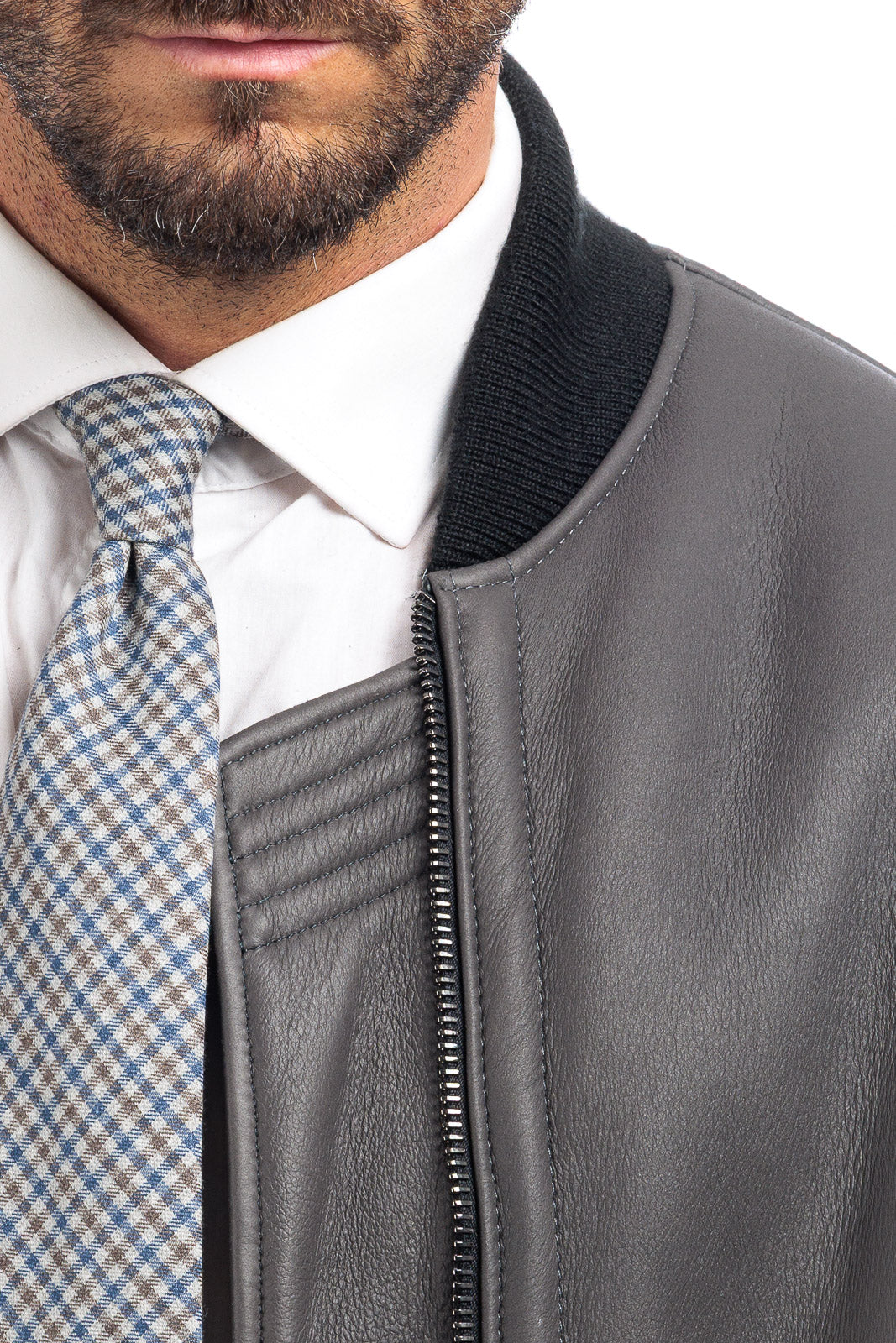 Bomber interamente in montone grigio pelo nero con tasca - linea OVER