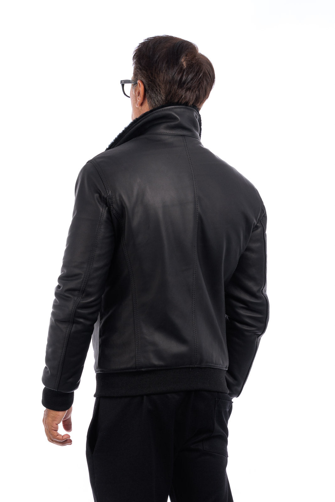Bomber interamente in montone rovesciato nero con zip double face