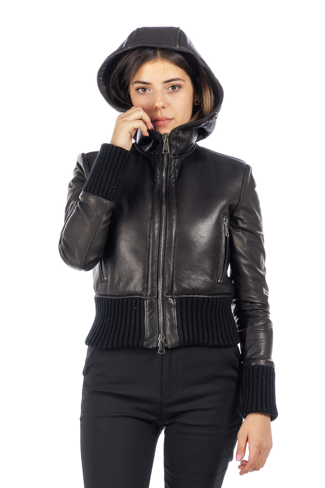 Bomber nero con cappuccio in montone a pelo lungo