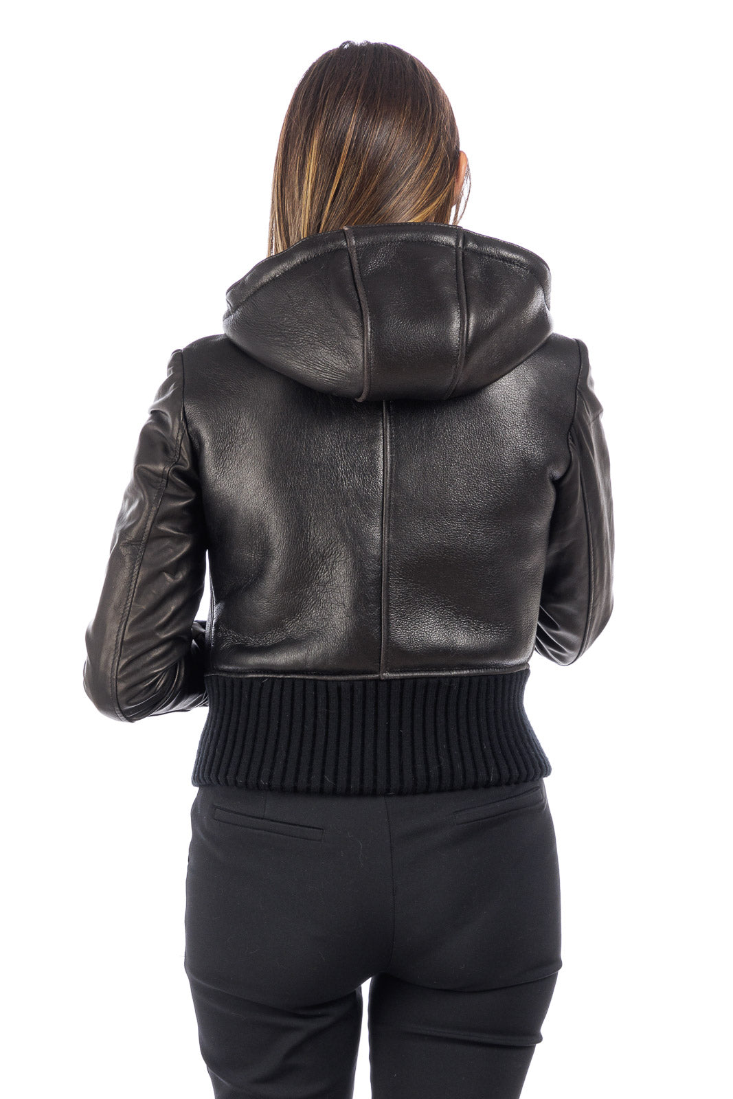 Bomber nero con cappuccio in montone a pelo lungo