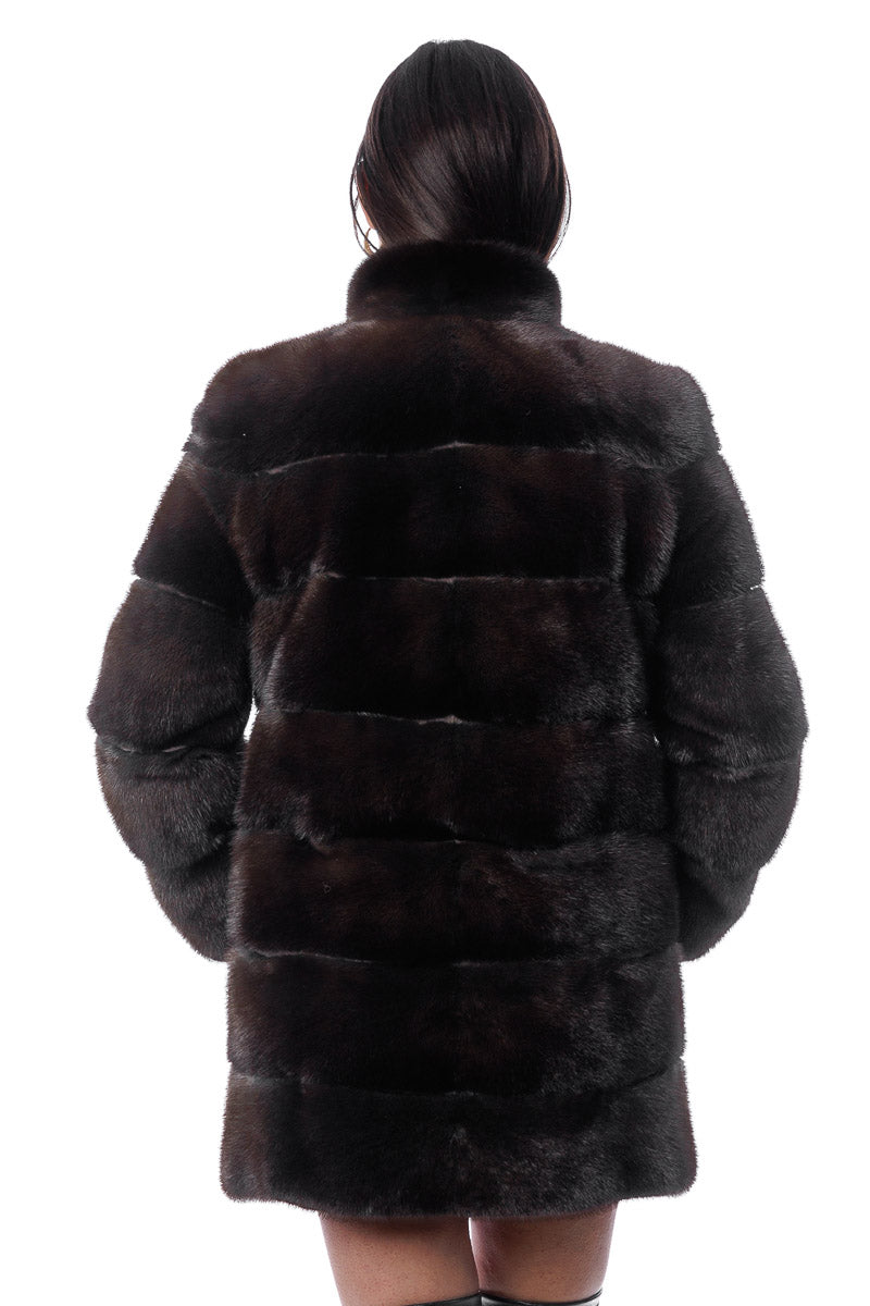 Cappotto di pelliccia di visone scanbrown