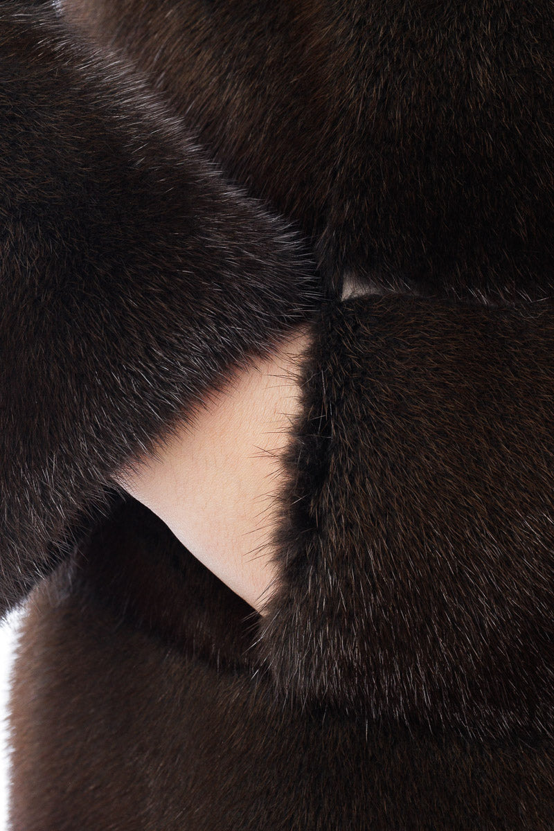 Cappotto di pelliccia di visone scanbrown