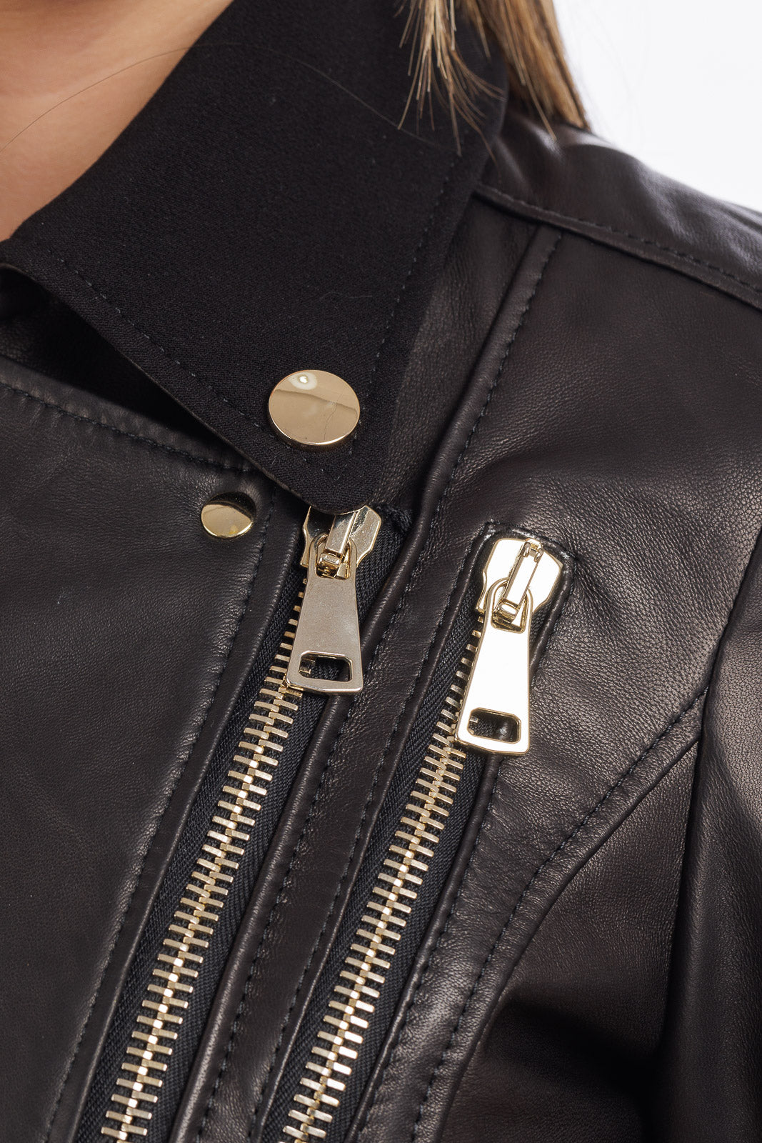 Cappotto nero con zip chiodo tessuto e pelle