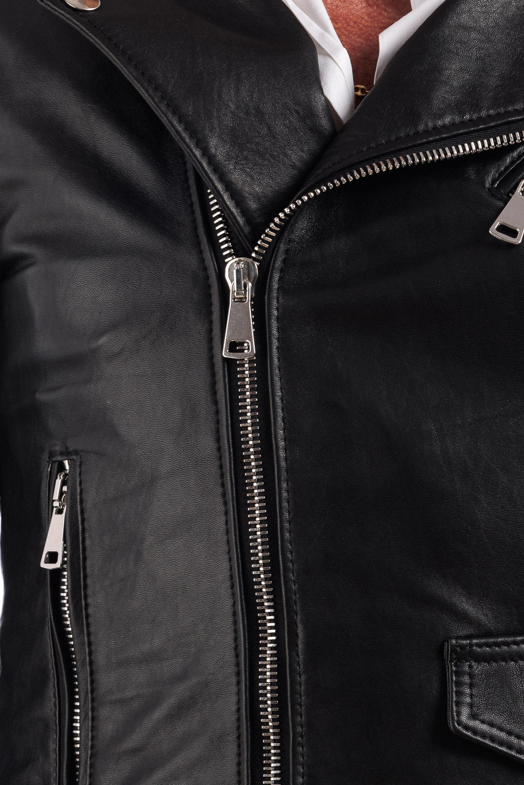Chiodo in vera pelle uomo con zip e cintura nero