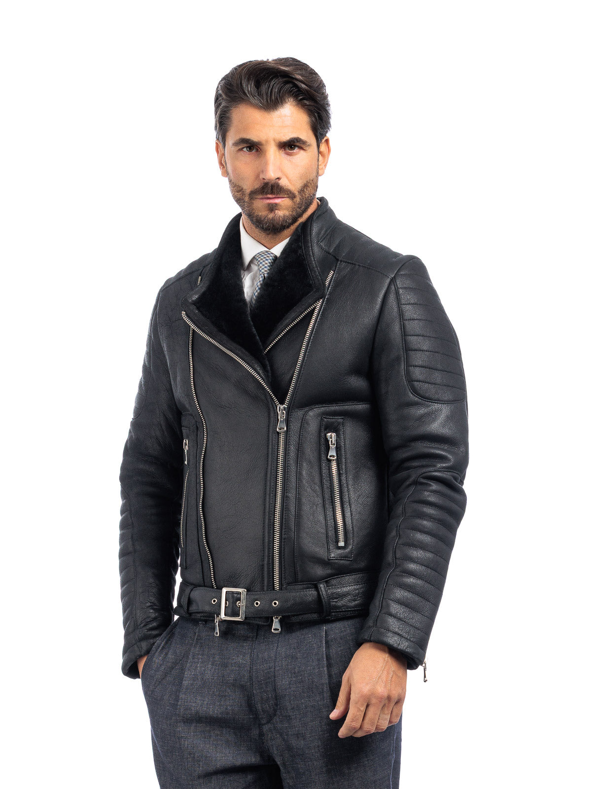 Chiodo nero interamente in montone merinos con zip - linea OVER