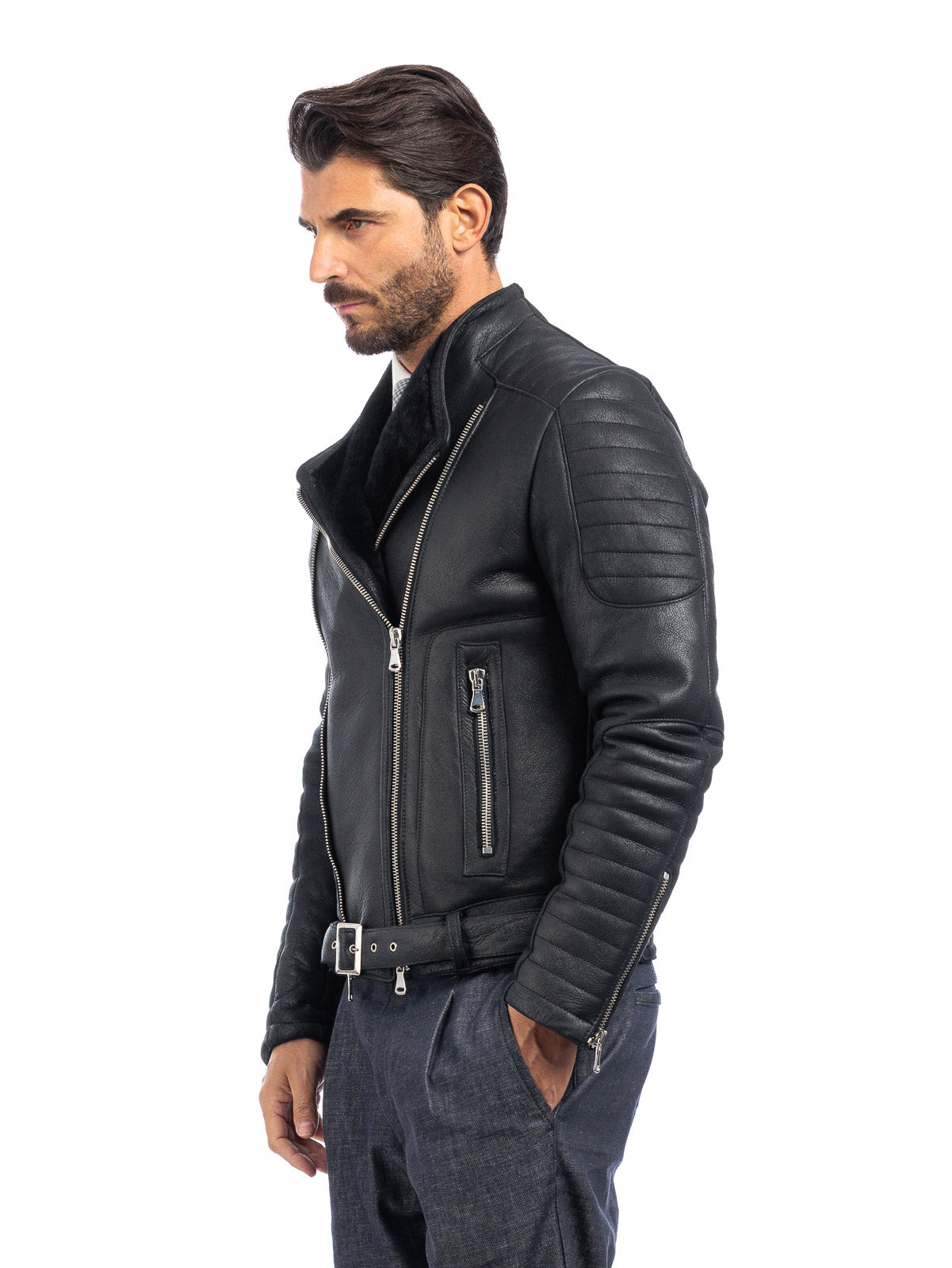 Chiodo nero interamente in montone merinos con zip - linea OVER