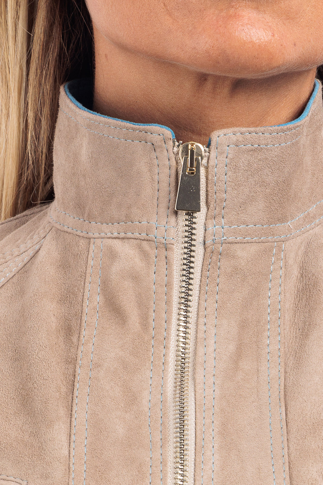 Giacca in camoscio donna con zip pulse sabbia e celeste