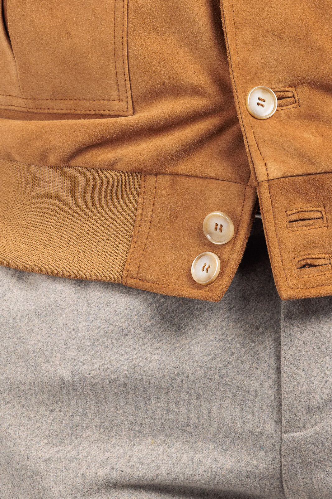 Bomber in camoscio uomo con bottoni e zip VAST whisky