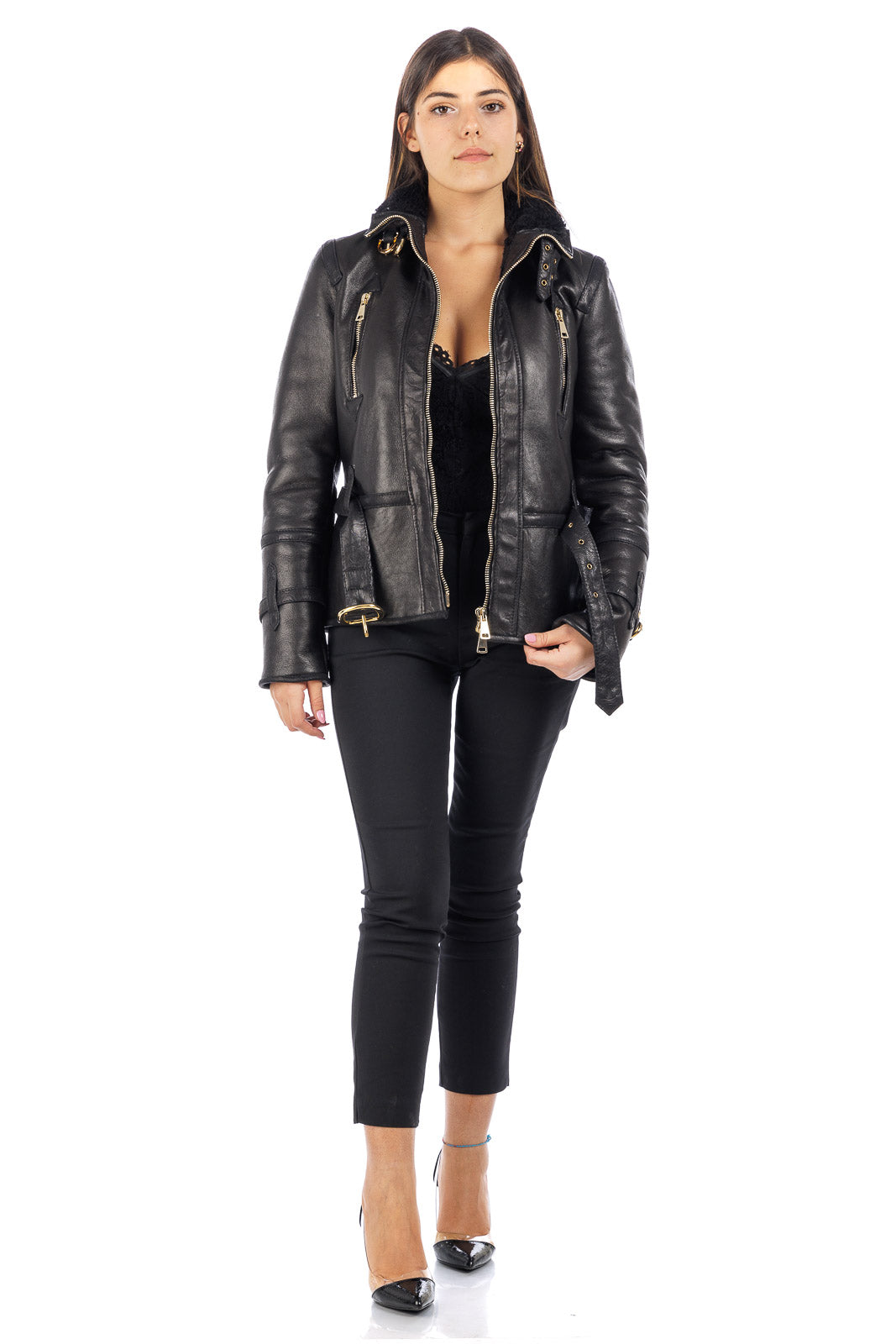 Giacca in montone da donna con zip e finiture in pelle nero