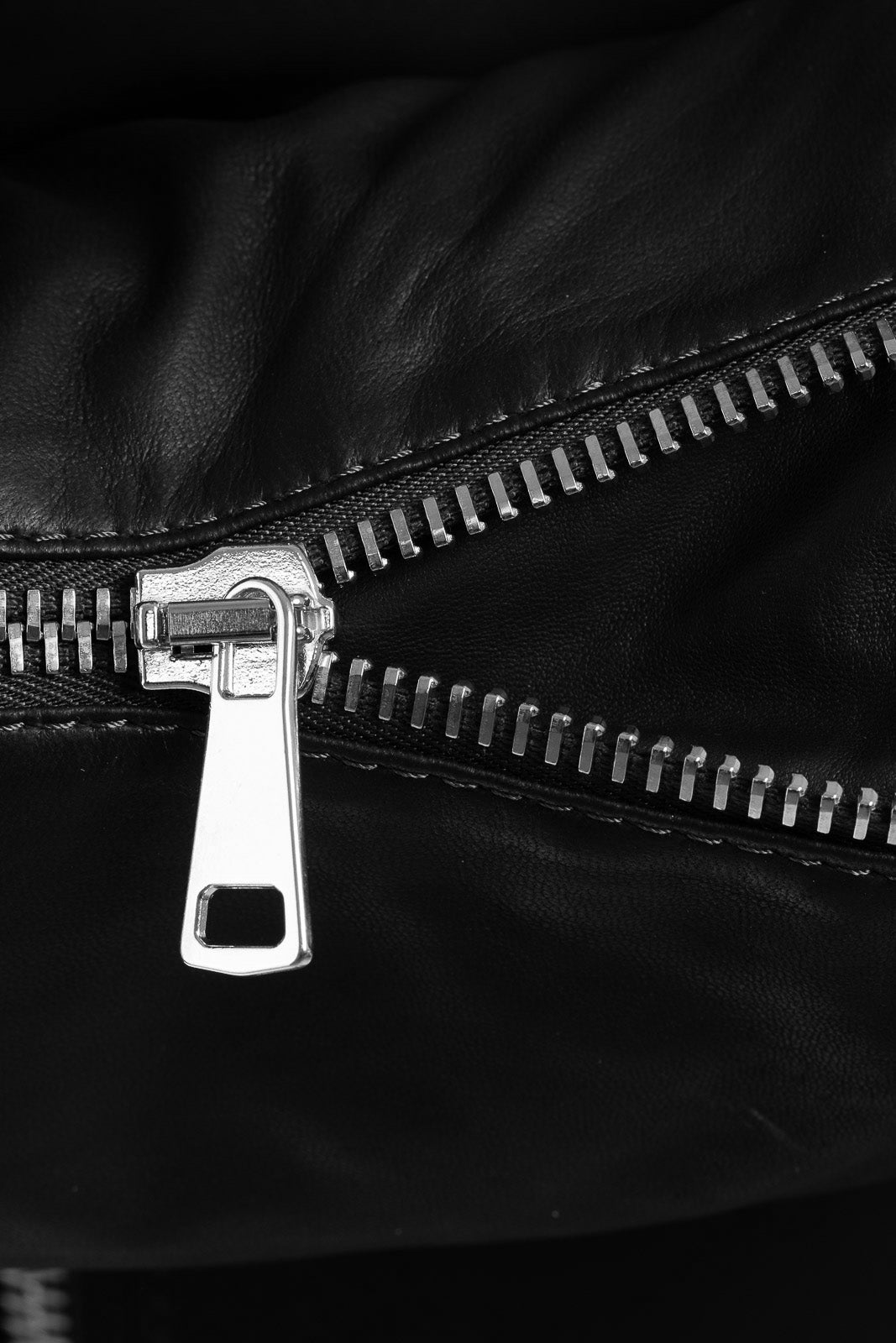 Giacca in pelle con zip PIT nero con lana elasticizzata