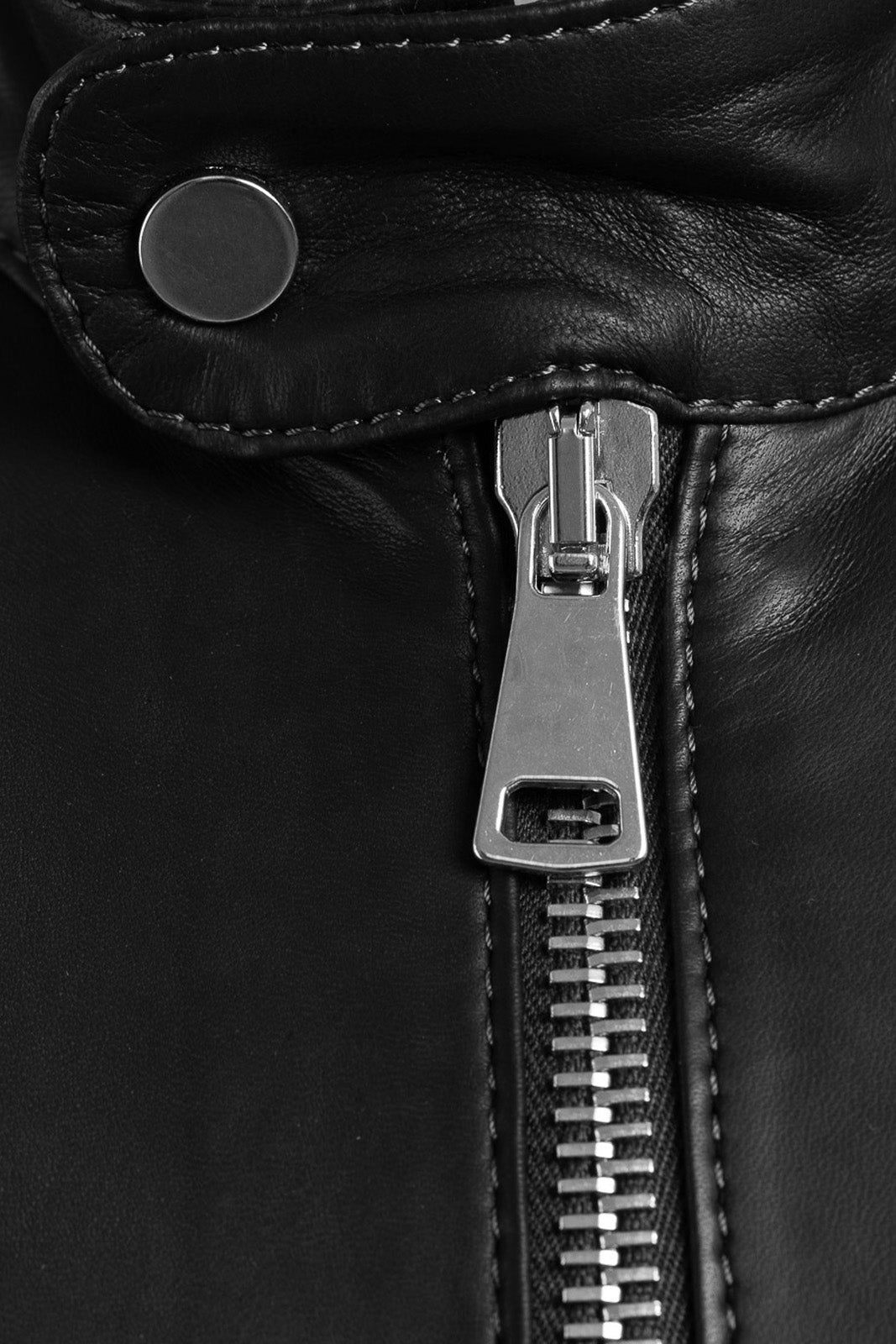 Giacca in pelle con zip PIT nero con lana elasticizzata