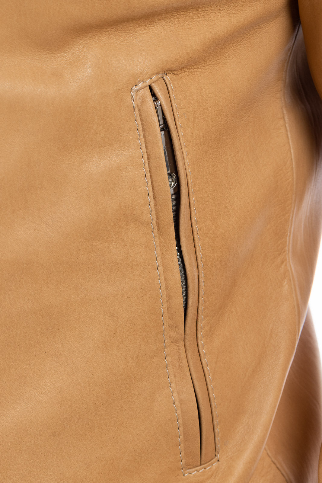 Giacca in pelle con zip sabbia trapuntata
