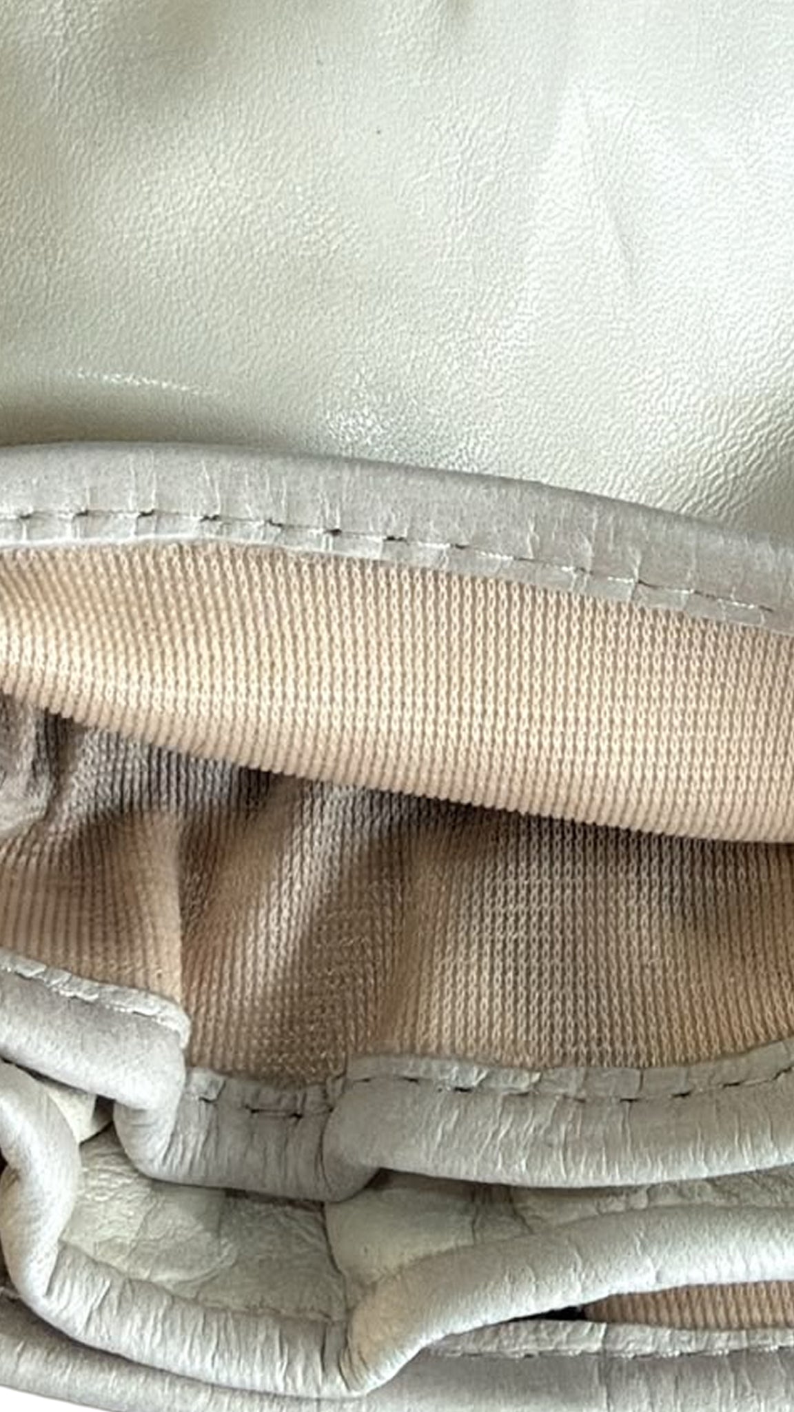 Guanto in vera pelle da donna panna foderato in raso