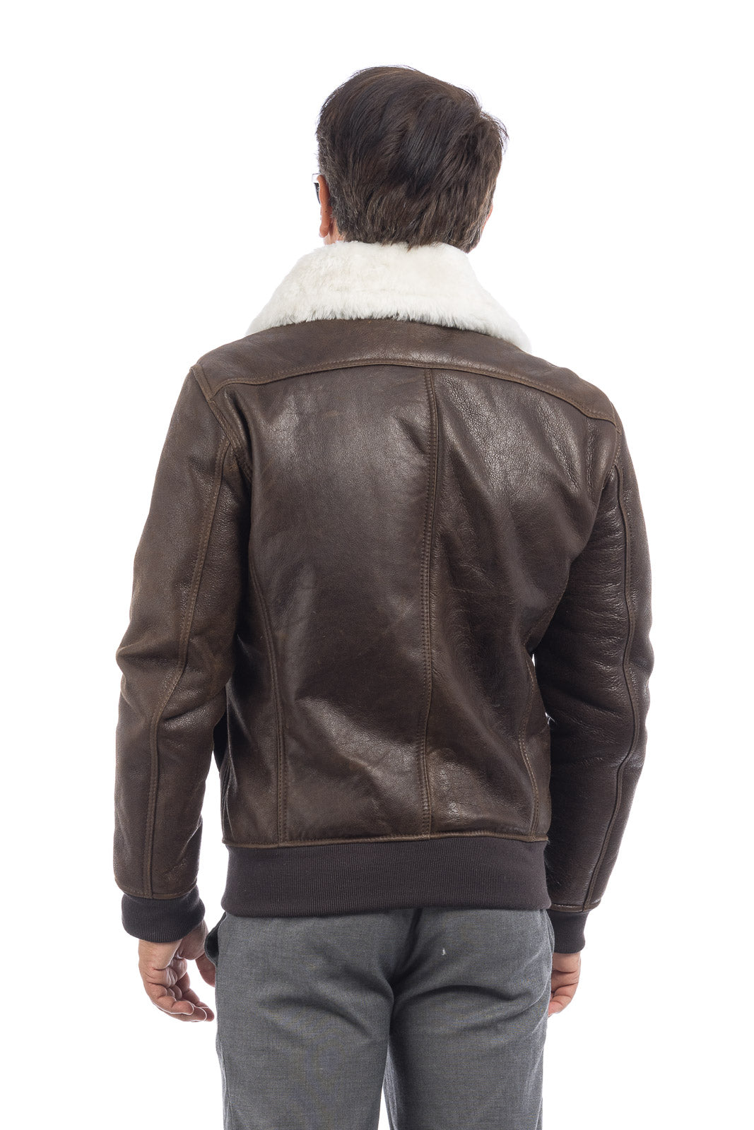Bomber interamente in montone marrone pelo bianco con zip VAST