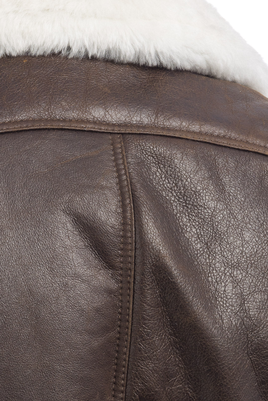 Bomber interamente in montone marrone pelo bianco con zip VAST